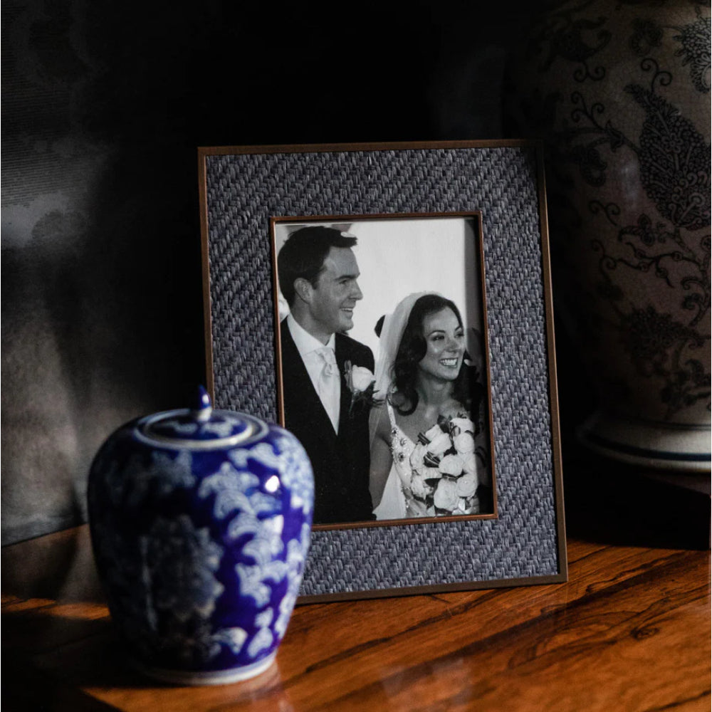 Addison Ross 5x7 Midnight Rattan Frame - Image 2