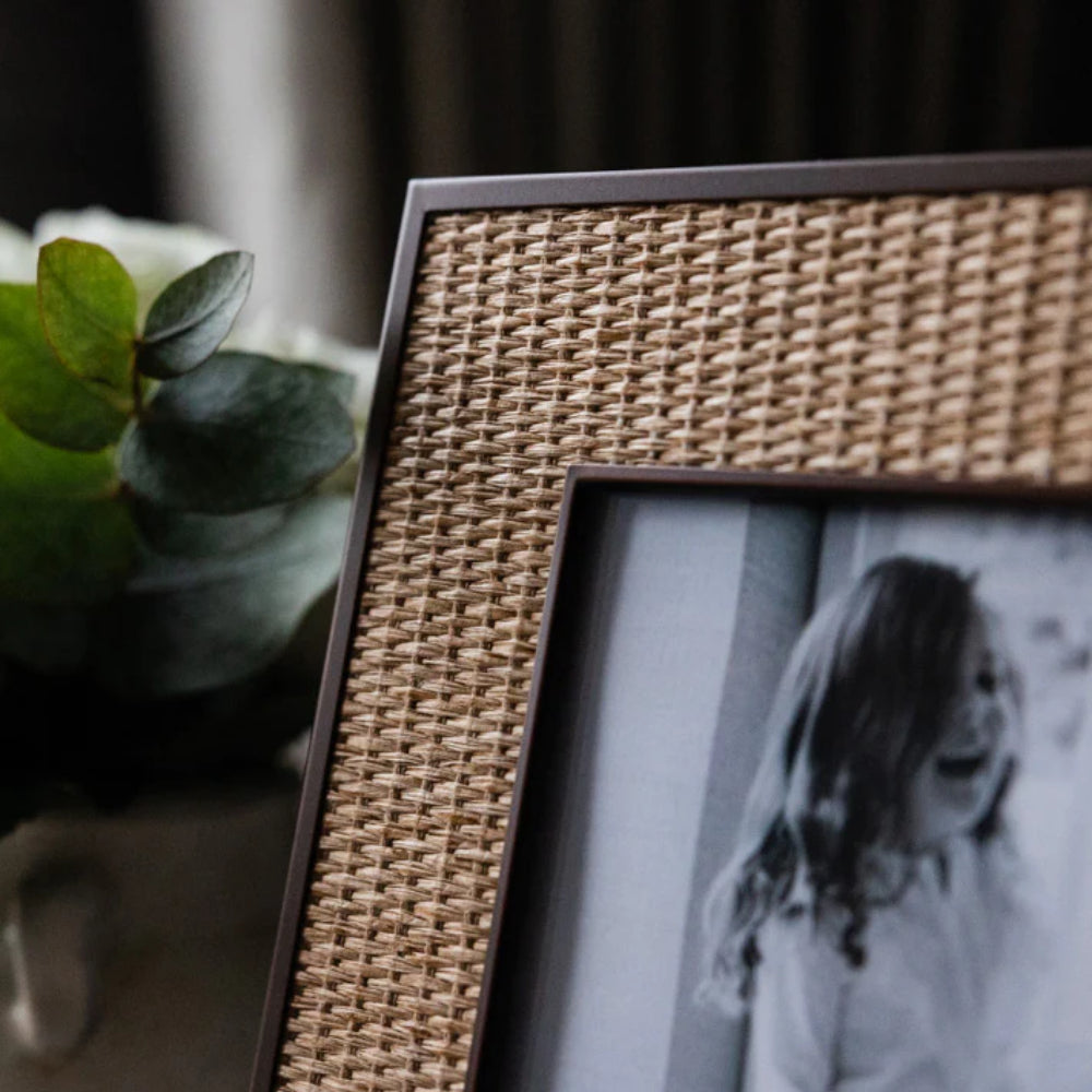 Addison Ross 5x7 Wheat Rattan Frame - Image 3