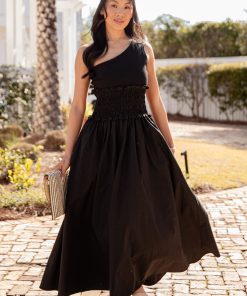 Effortless Glow Black Maxi Dress
