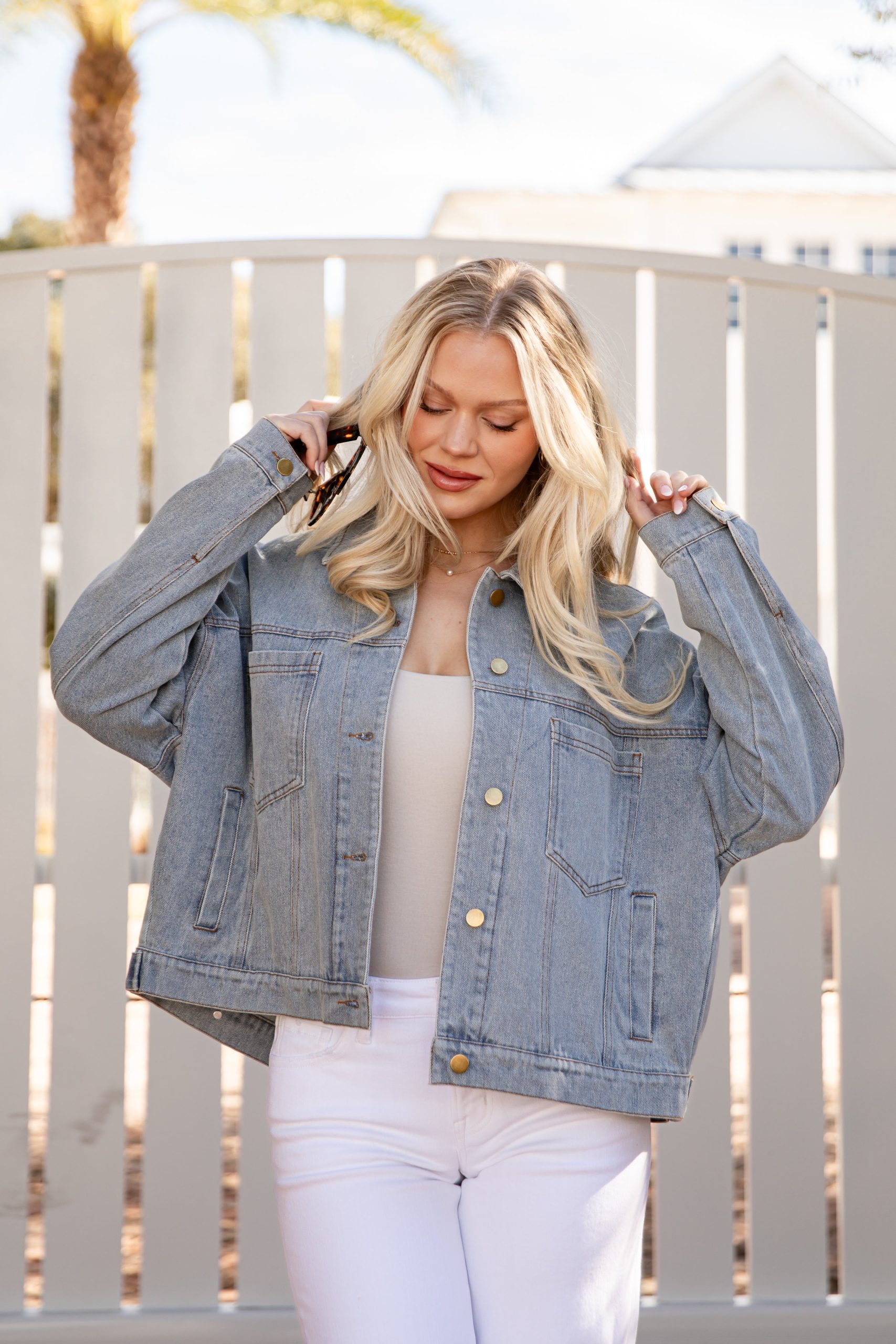 Easygoing Classic Denim Jacket - Image 2