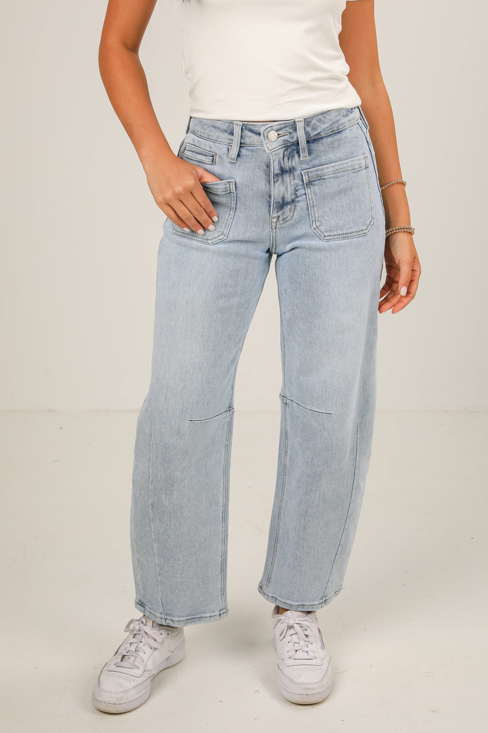 Brynne Light Wash High-Rise Barrel Jeans - Image 3