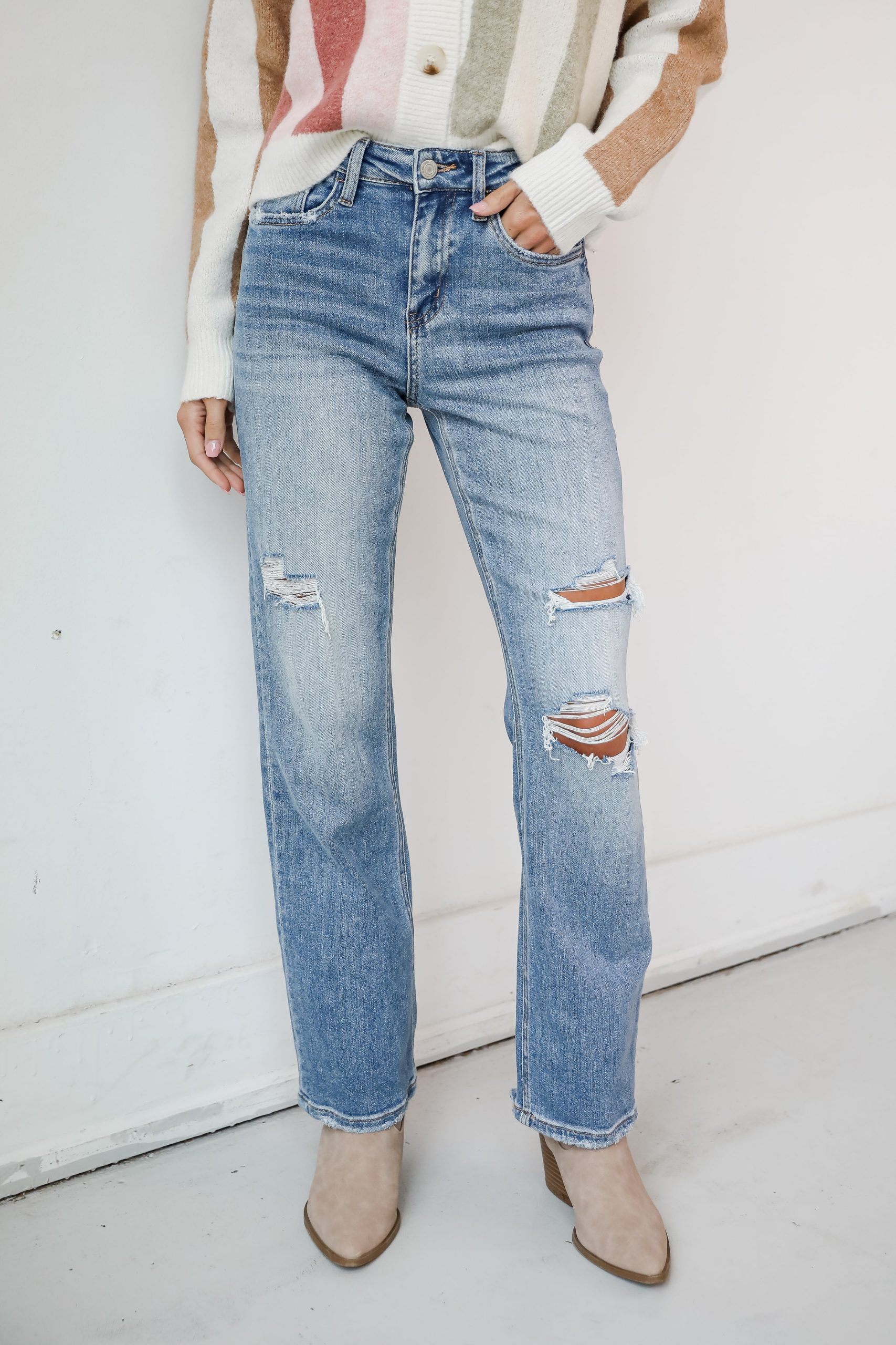 FINAL SALE - Kendall Light Wash High-Rise Distressed Dad Jeans