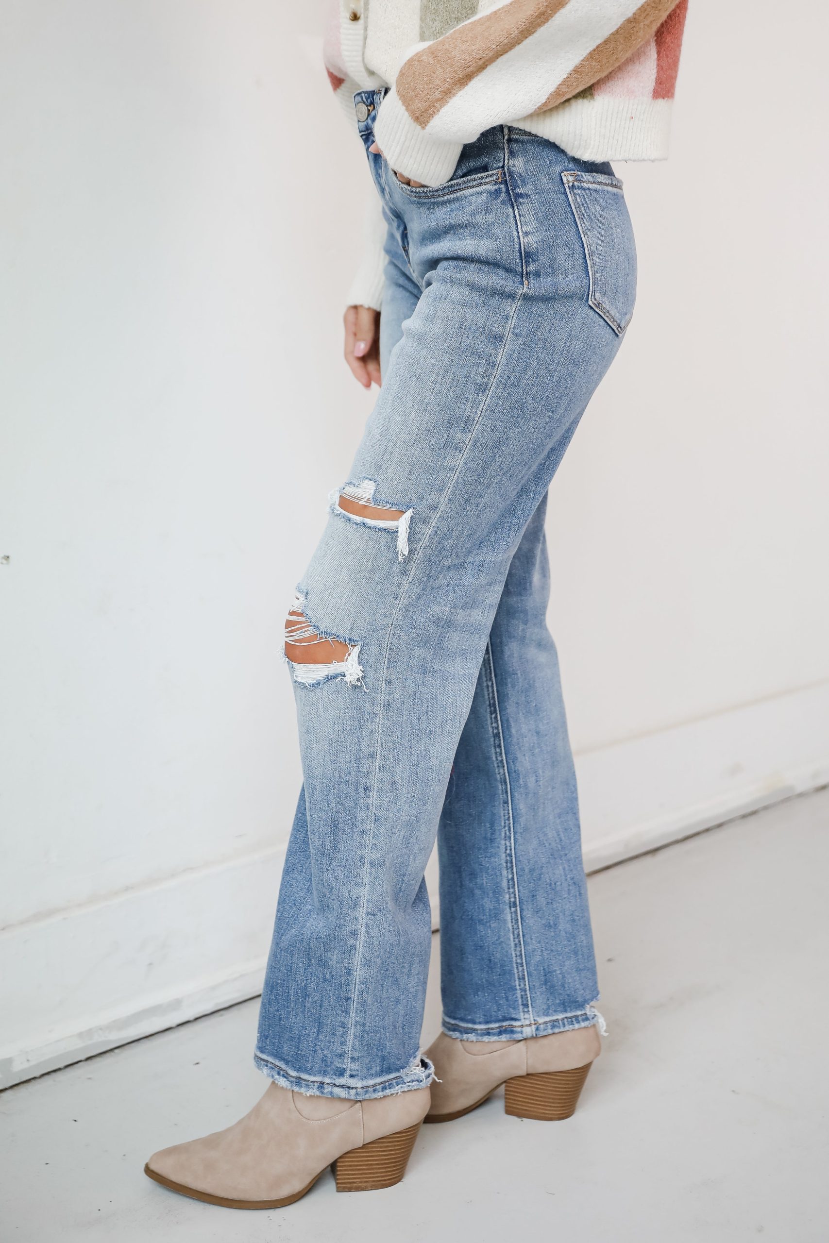 FINAL SALE - Kendall Light Wash High-Rise Distressed Dad Jeans - Image 3