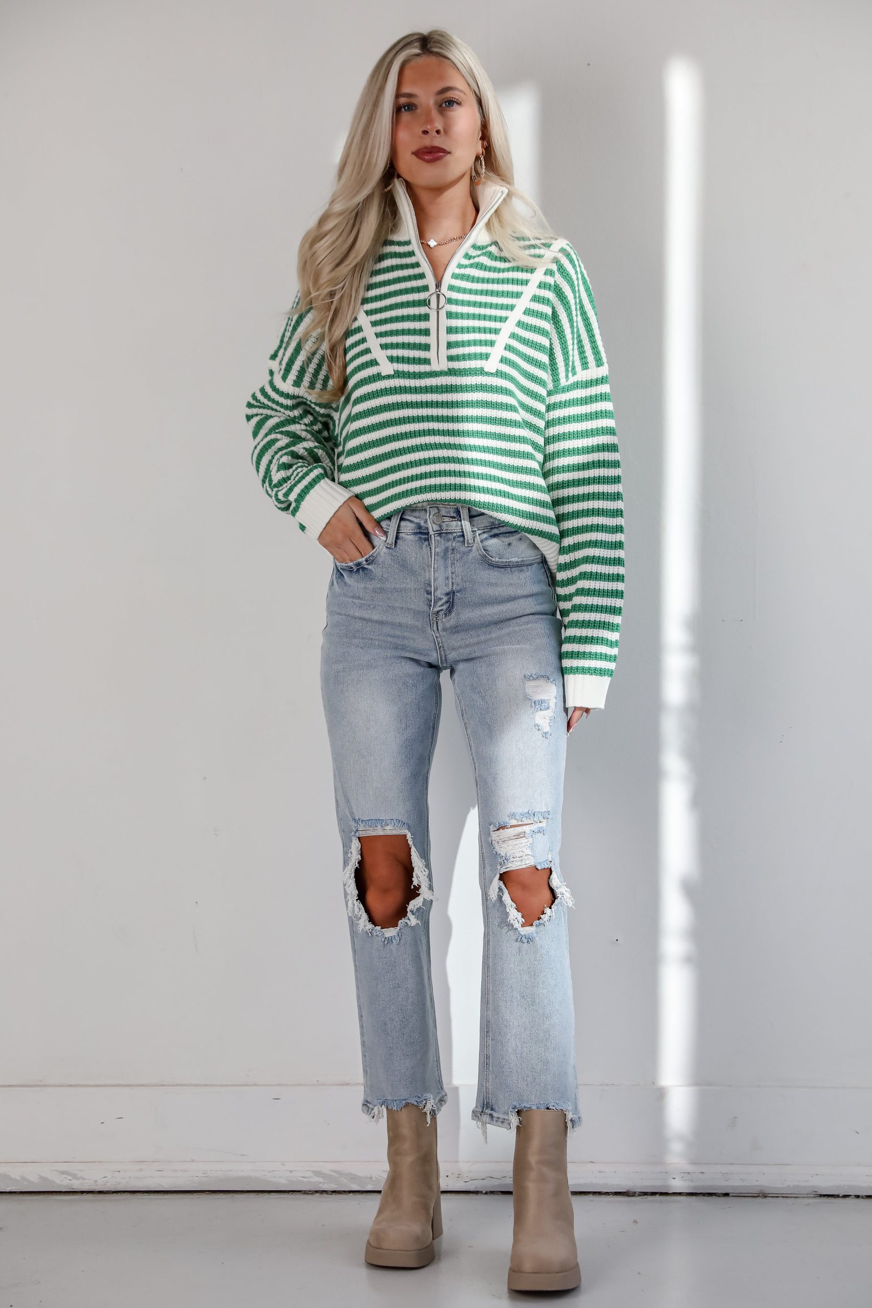 FINAL SALE - Jodie Light Wash Distressed 90s Vintage Dad Jeans - Image 2