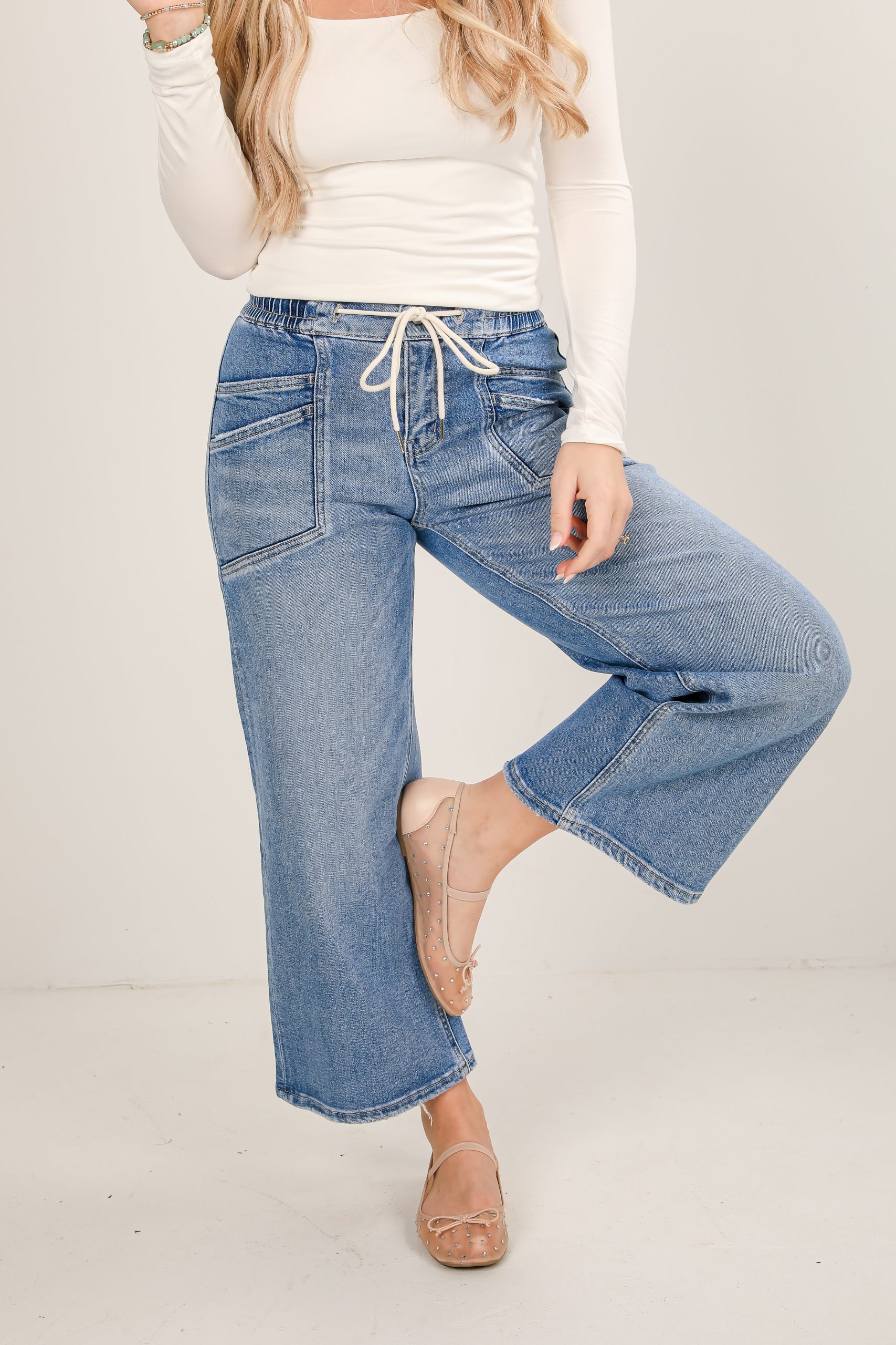FINAL SALE - Sutton Medium Wash High-Rise Drawstring Wide Leg Jeans - Image 5